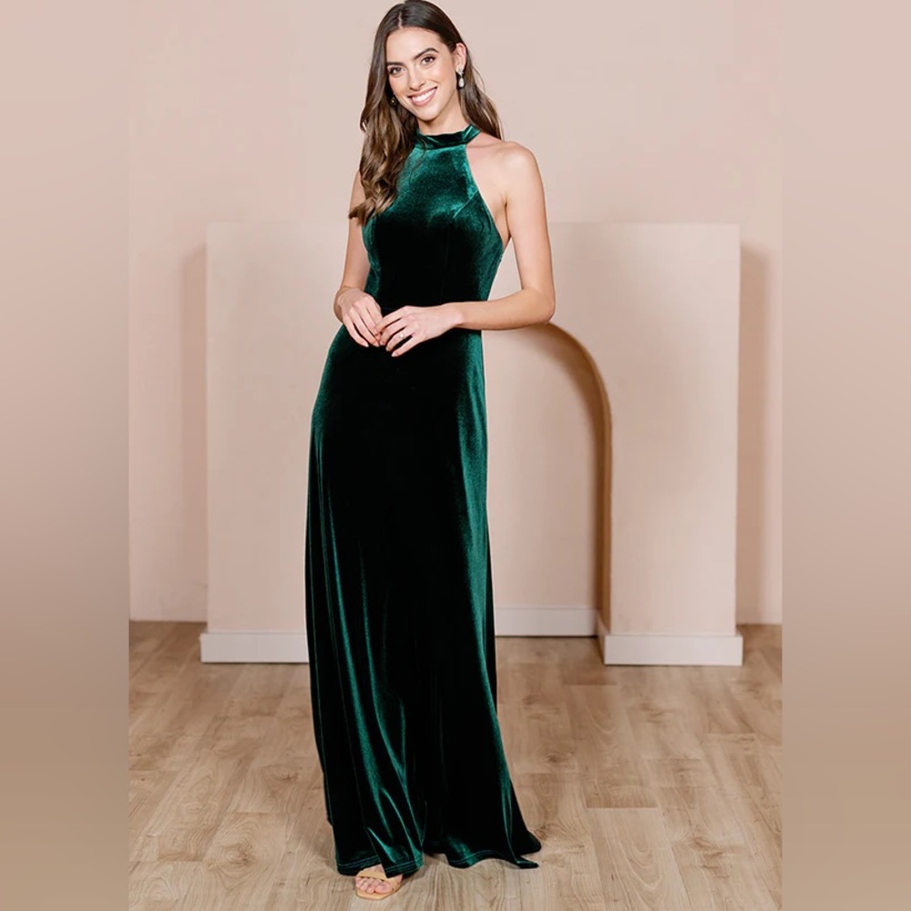 Tori Bridesmaid Dress in Classic Emerald